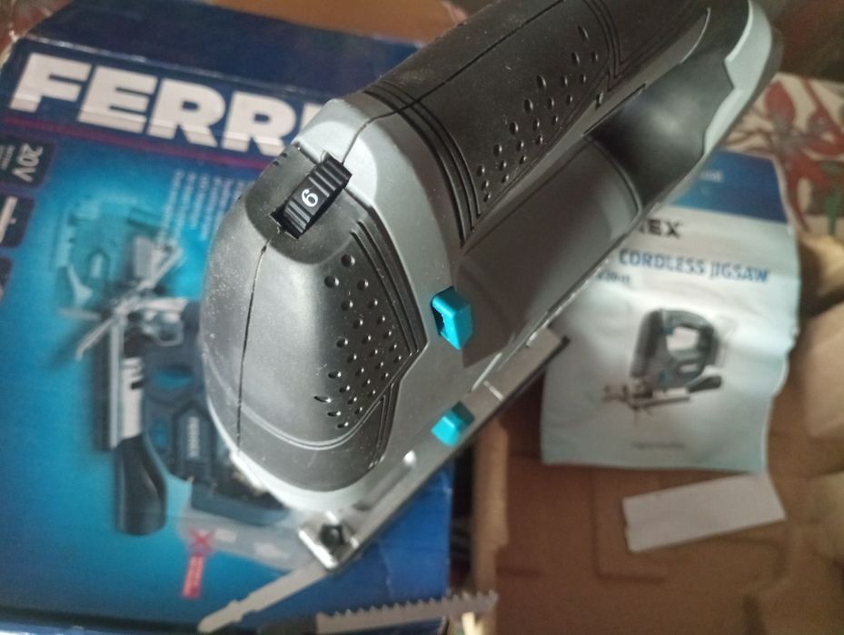 Filetanta Makita