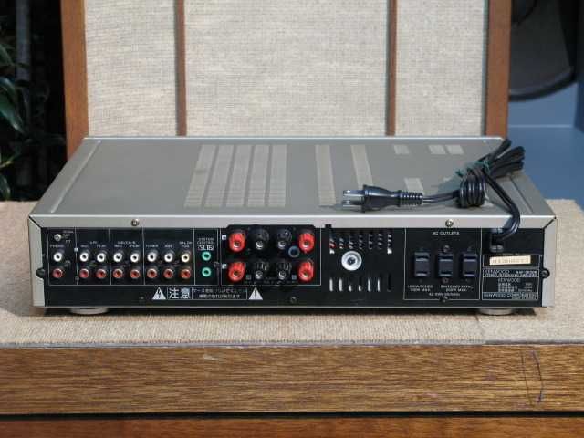 Vand amplificatoare, Kenwood, Onkyo, Arcam, Adcom, System Fidelity