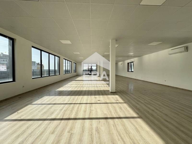 Продава се Офис в Варна, Възраждане 1 - 292 кв.м за 973 €/кв.м - Снимка #5