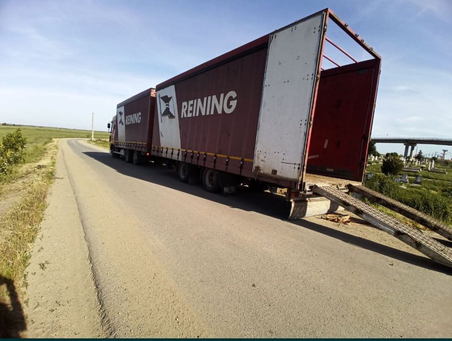 Vând utilaj de foraj orizontal dirijat