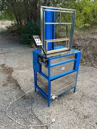 Автоматична машина за разпечатване на пчелни пити