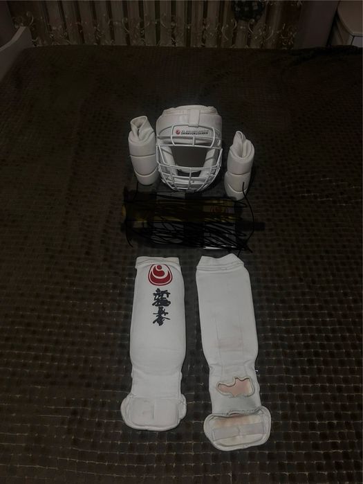 Продам экипировку каратэ