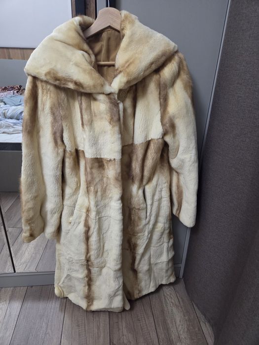 Продам норковую шубу