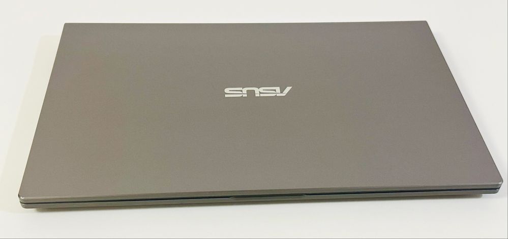 ASUS VivoBook 15 4RAM 256SSD Silver