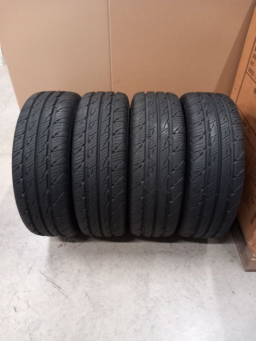 4бр.215/65R16C UNIROYAL Бусави гуми 8PR