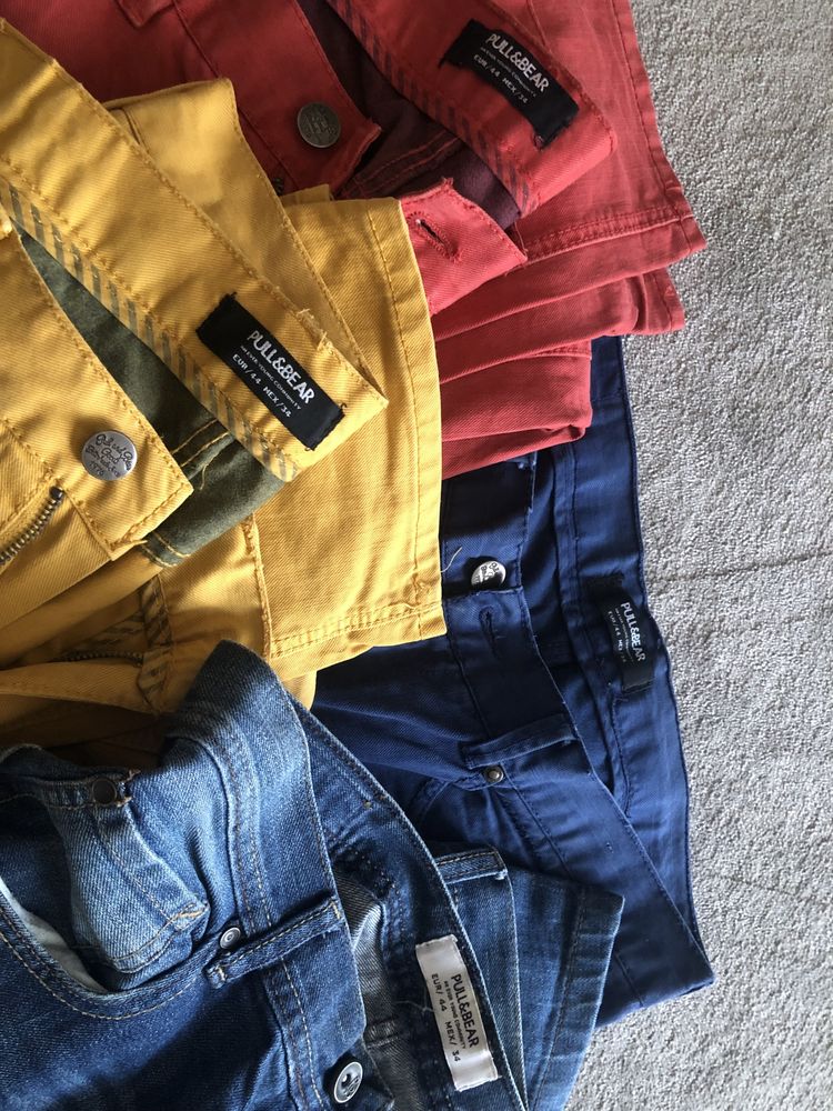 Blugi lungi, jeansi barbati Pull& Bear