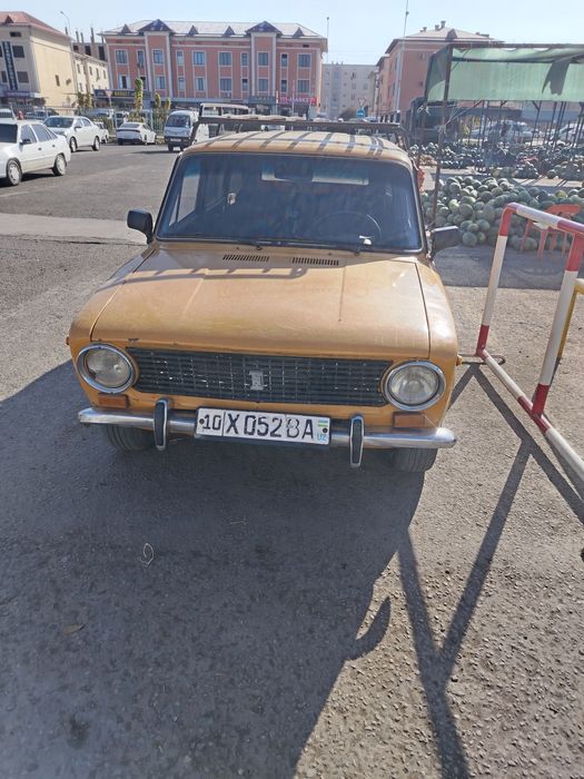Ваз2102 сотилади