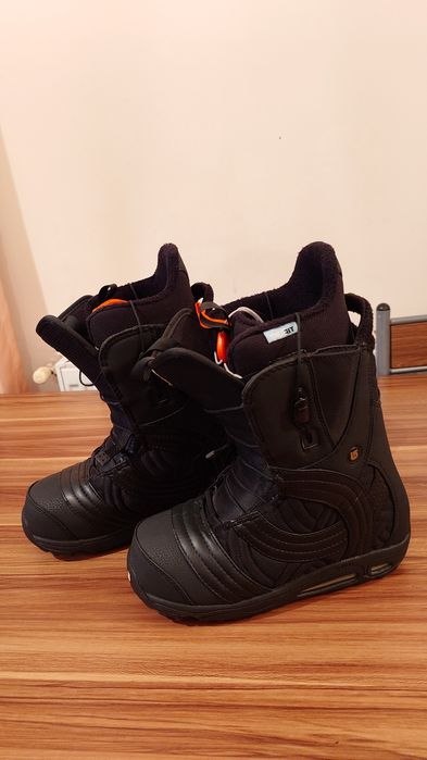 Boots Snowboard Burton Emerald Nr.40EU