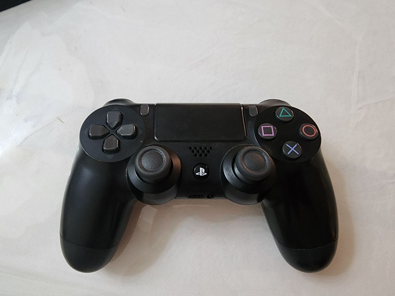 Playstation 4 pro 1 TB