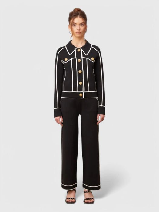 Дамски плетен сет костюм панталон и жилетка