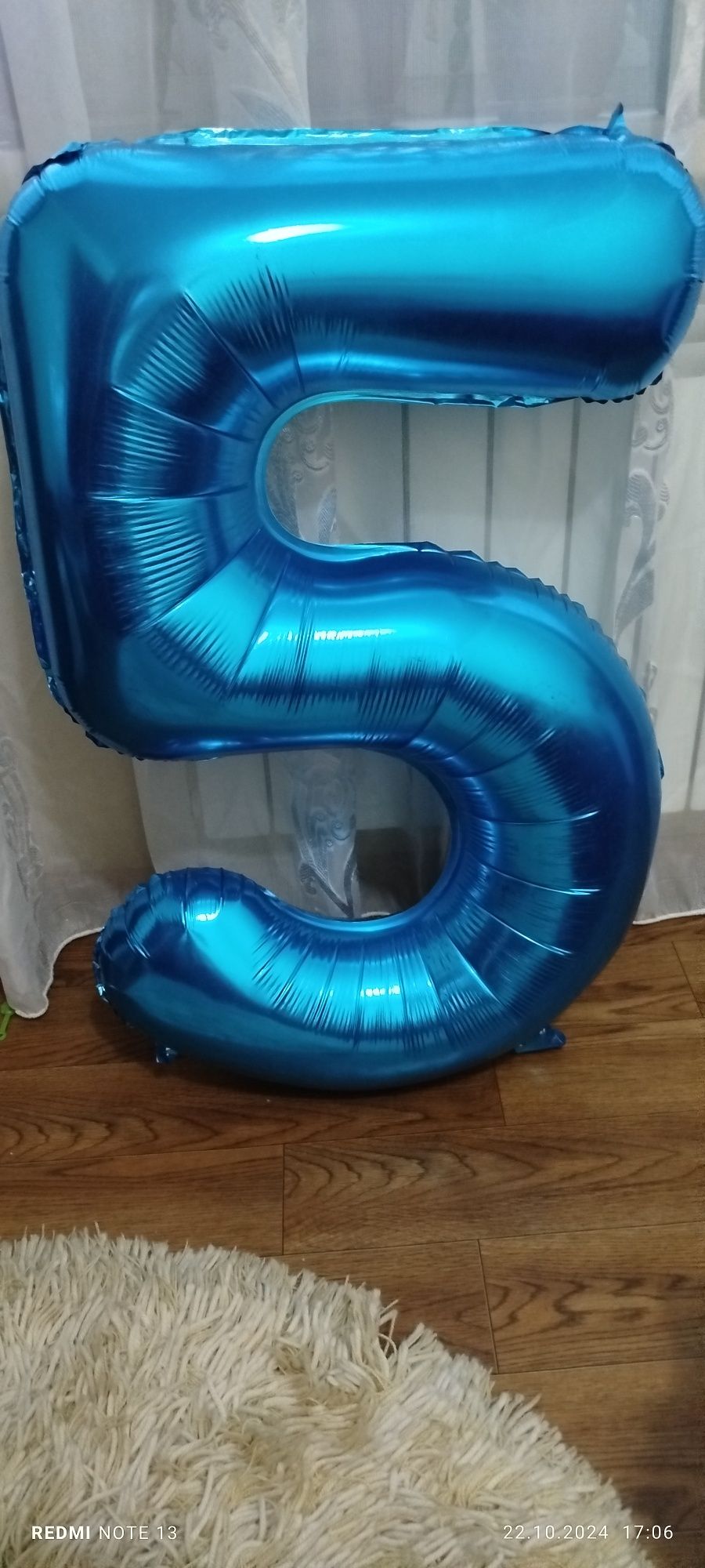 Продам шар цифру пять