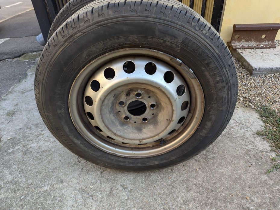 set de roti / jante de tabla de 16 cu cauciucuri 205 65 R16C camioneta