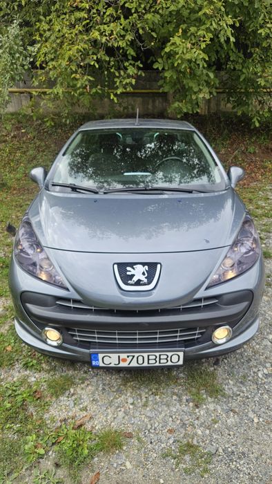 Peugeot 207 cc (decapotabil)