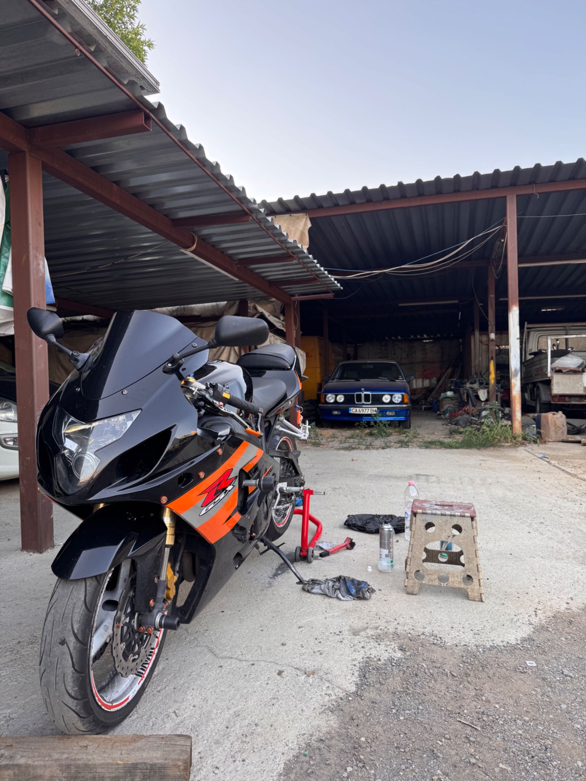 Продавам Suzuki GSX-R 600