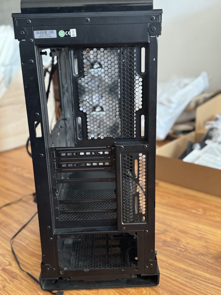 Компютърна кутия Corsair 570x
