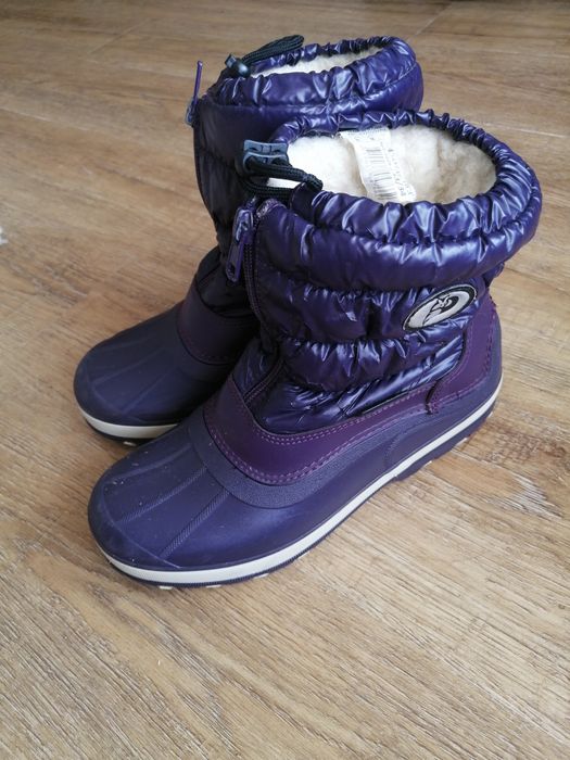 Непромокаемая обувь для девочки