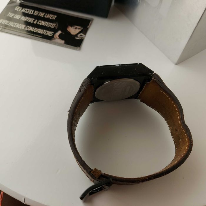 Бинарен часовник OI The One с кутия #5727