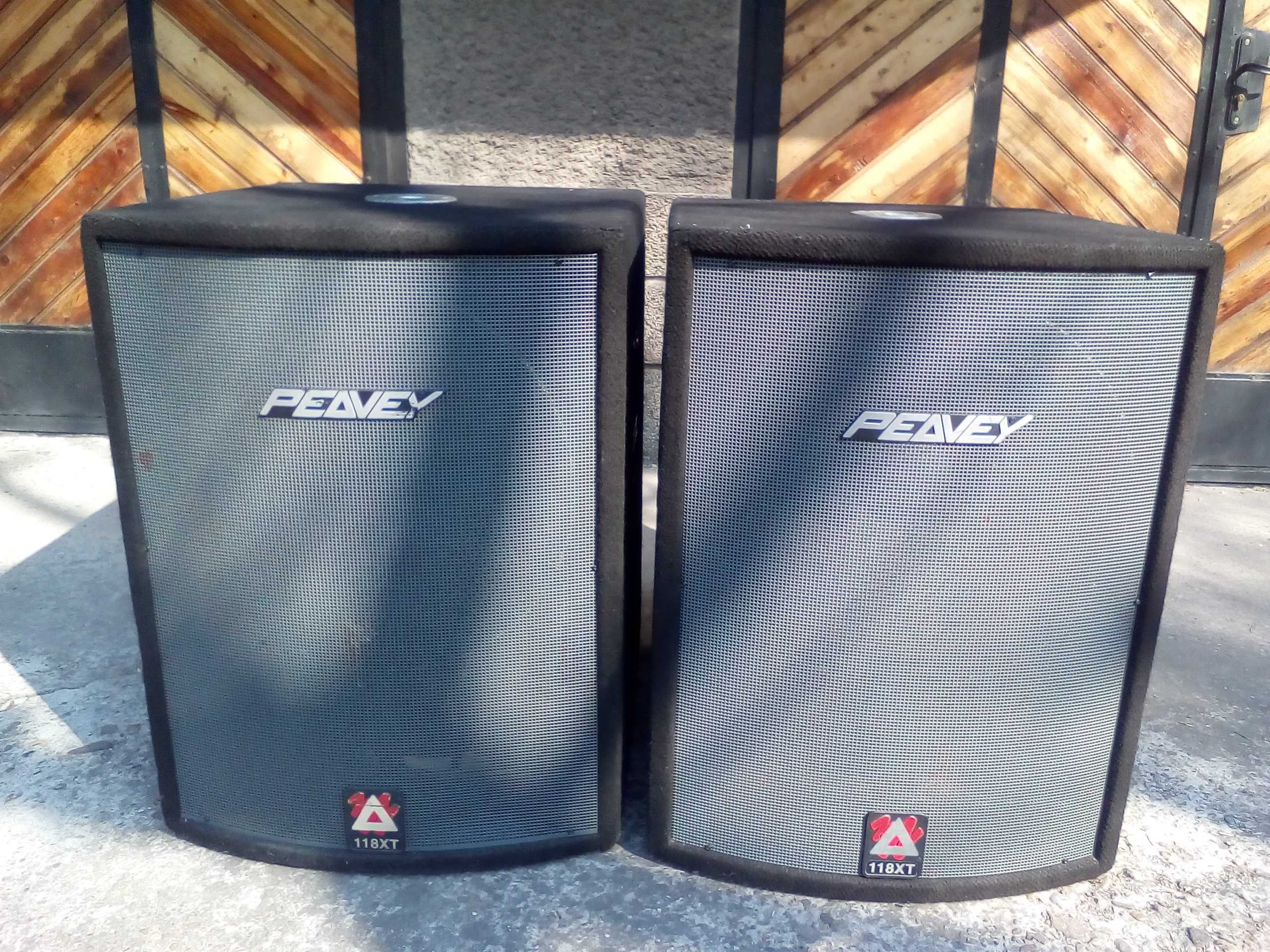 Тон колони Peavey