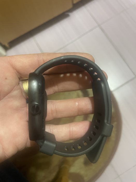 vind sau schimb Readmi watch 4