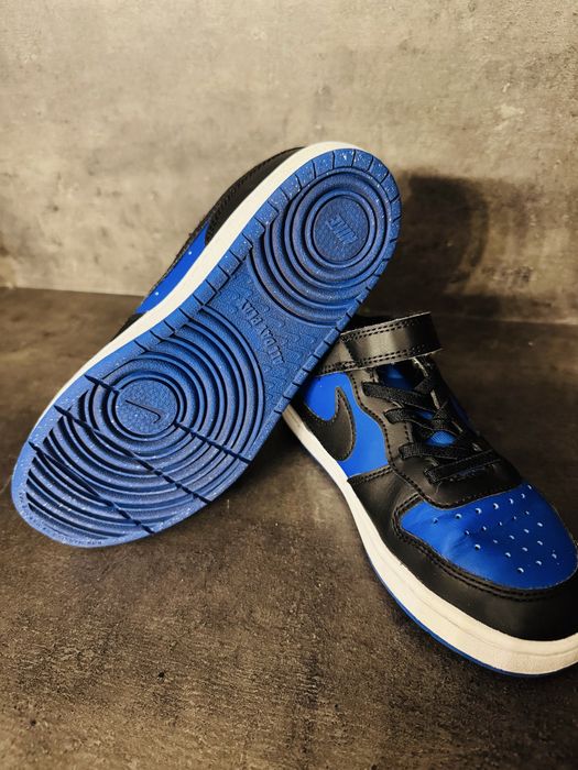 Nike Pantofi Sport Court borough low, 34