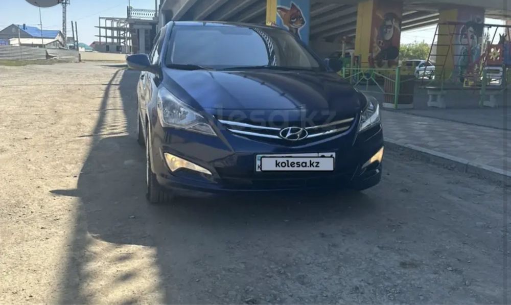 Hyundai Accent, 2014 учет кз, + новые зимние шины водитель девушка