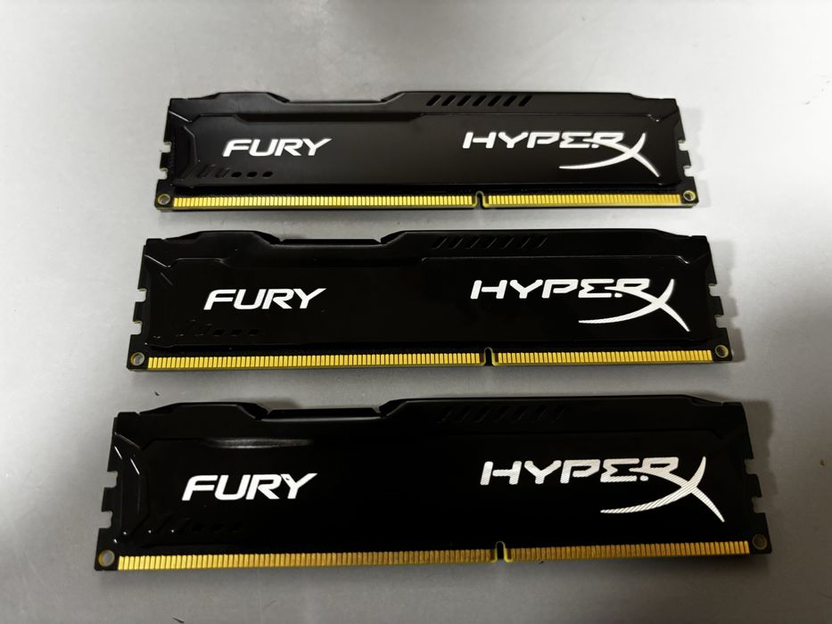 HyperX Fury DDR3 1866 MHz – 3×4GB