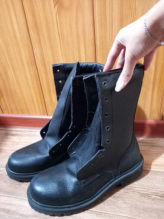 Продам берцы мужские НОВЫЕ