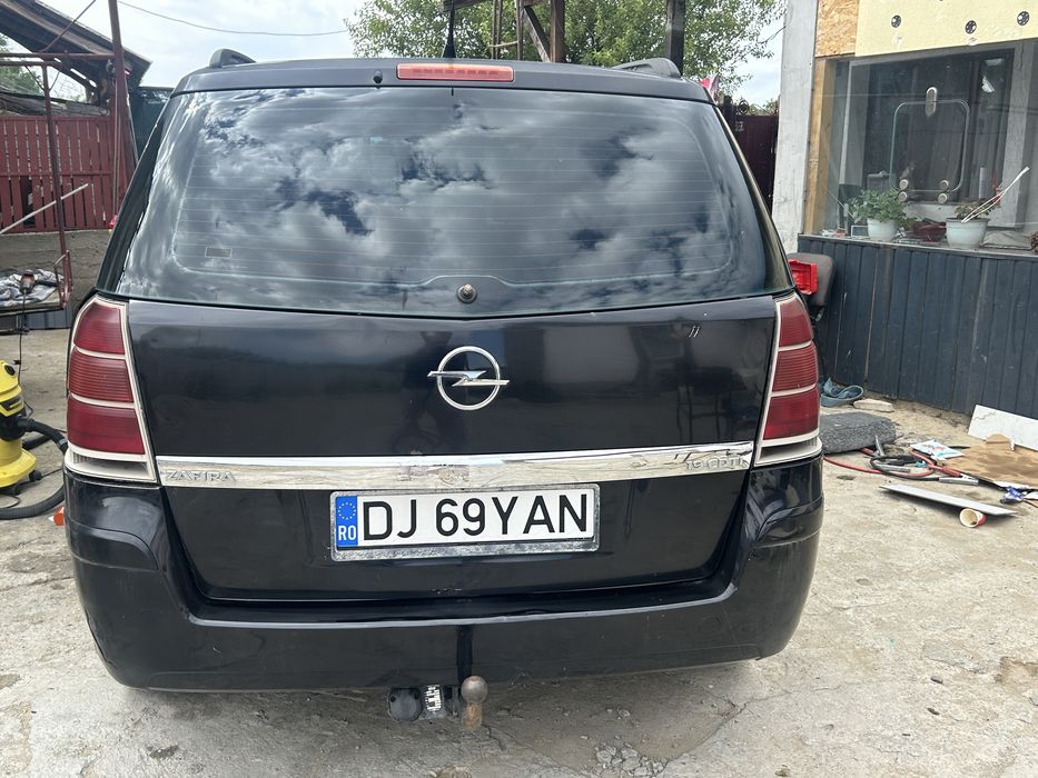 Vand opel zafira b 19