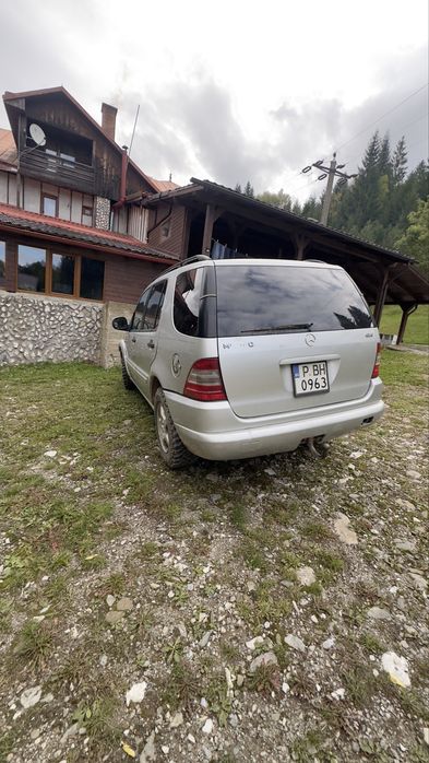 Mercedes-Benz ML 320 benzina - model SUA - imatriculat in Bulgaria