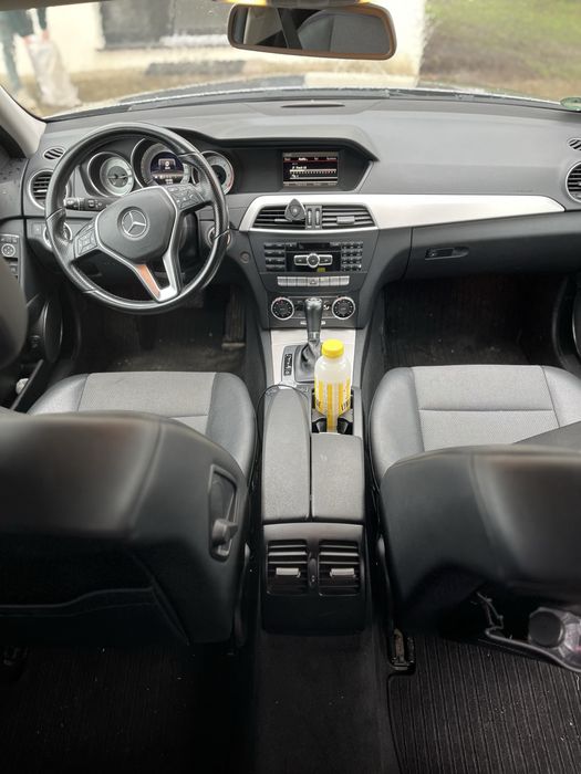 Mercedes C 220d 170cp automat