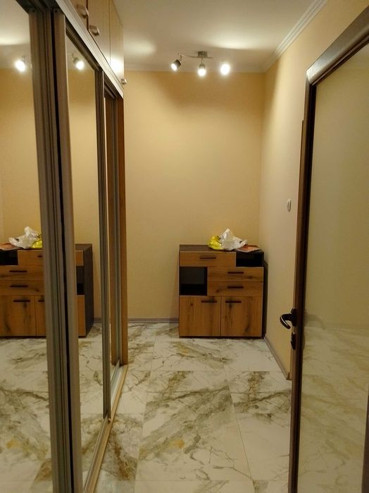 Дава се под наем Двустаен апартамент в Пловдив, Кючук Париж - 55 кв.м за 397.8 € - Снимка #2