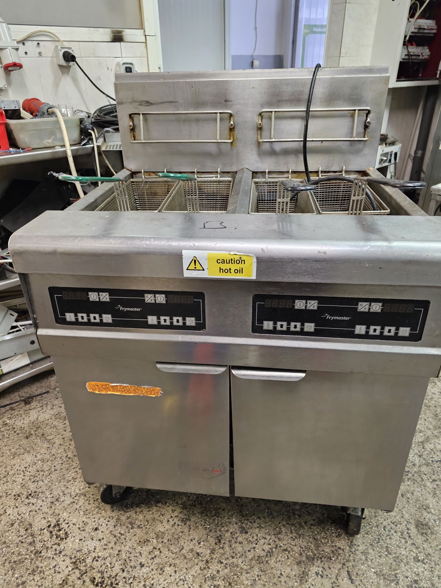 Frymaster FPPH255, 160 000 Btu газов  фритюрник 7900лв за брой