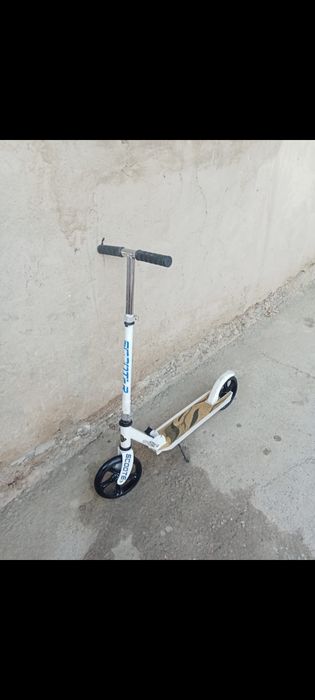 Продам самокат детский