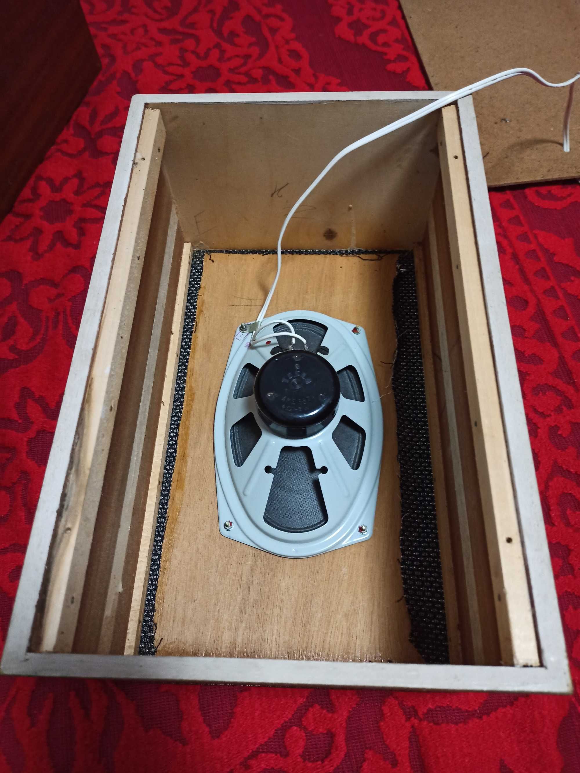 Boxe vintage Tesla / Supraphon