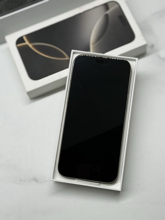 IPHONE 16 PRO MAX - Natural Titanium 256GB
