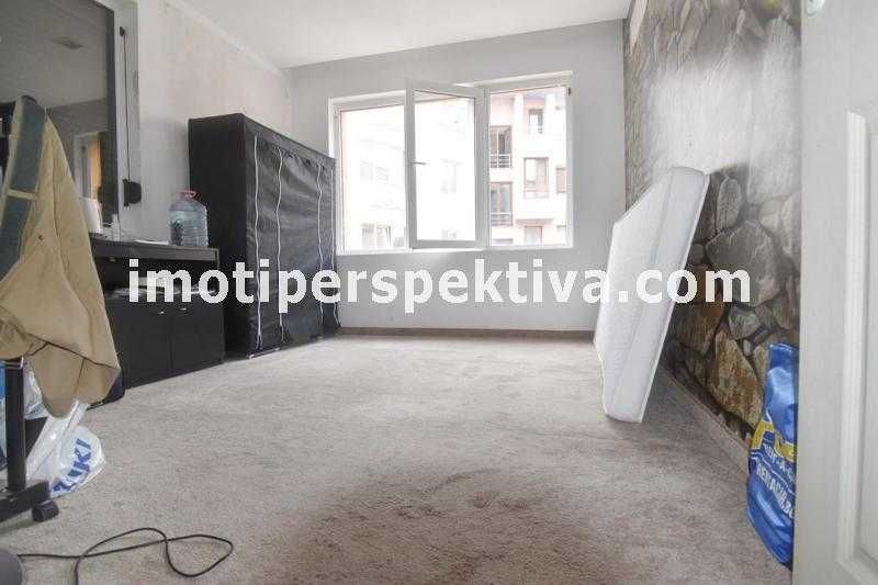 Продава се Тристаен апартамент в Пловдив, Център - 100 кв.м за 1785 €/кв.м - Снимка #2