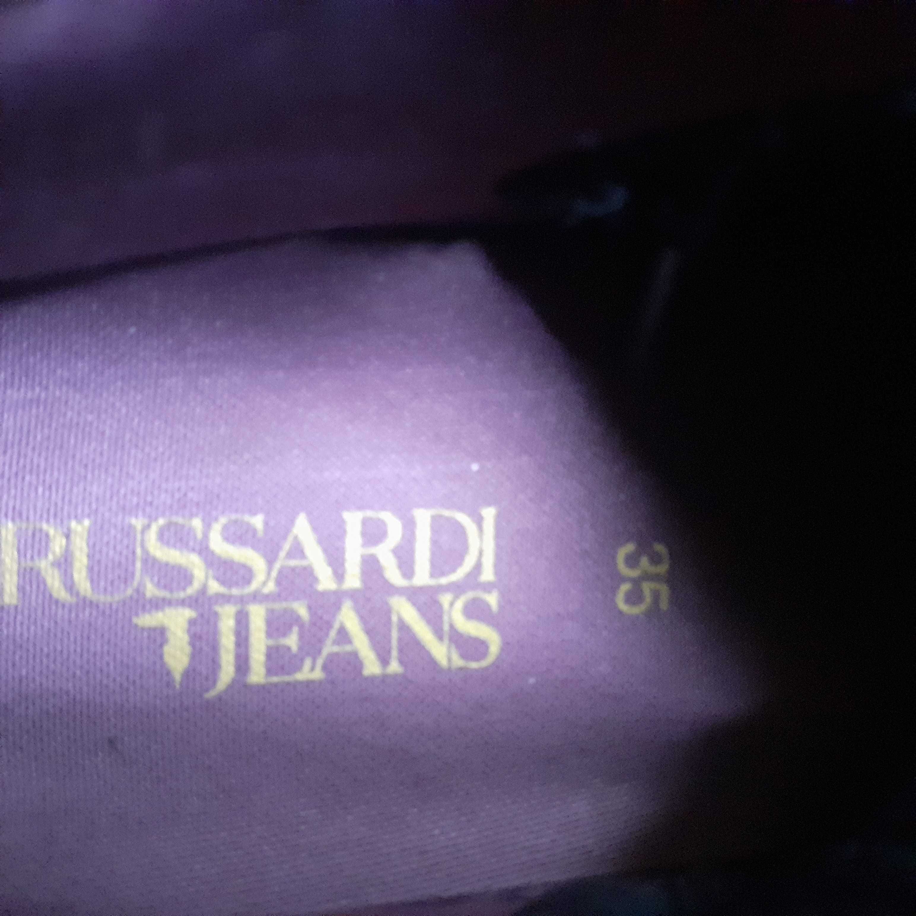 Vand adidasi dama Trussardi Jeans, marimea 35, pret 110 lei