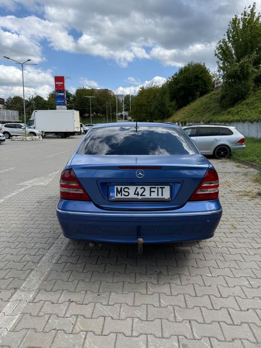Mercedes C-Class 2006 Facelift 2.2 diesel automata 150 cai