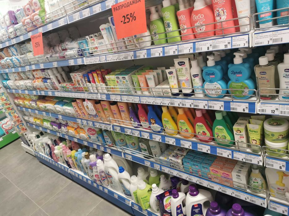 Разпродажба на стока от затворил бебешки/детски магазин