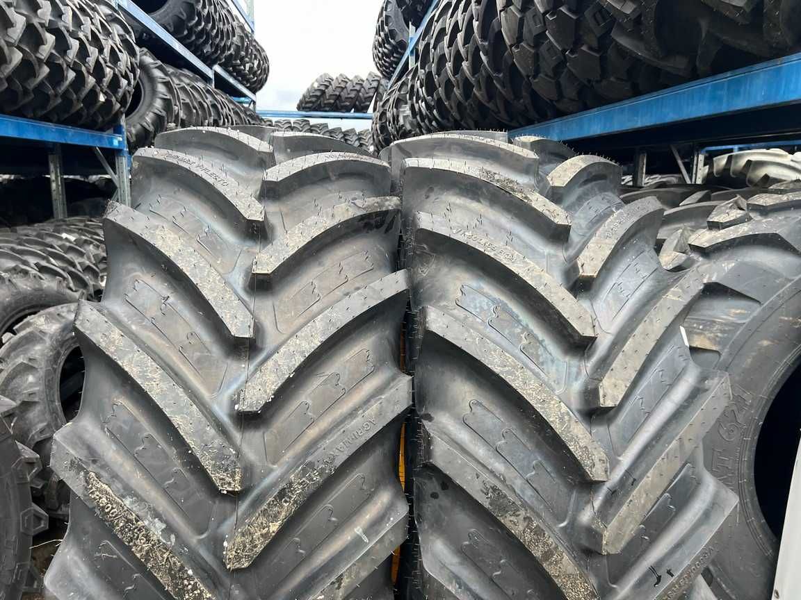 Anvelope noi radiale 600/65R34 marca BKT pentru tractor spate