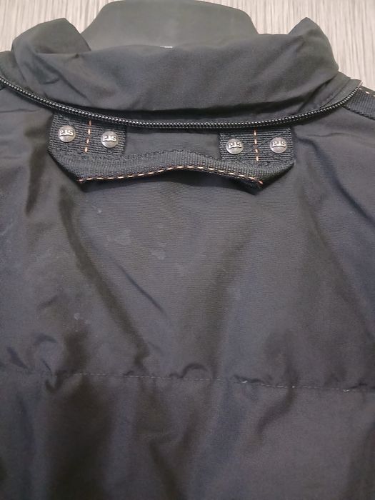 Vând geacă Parajumpers