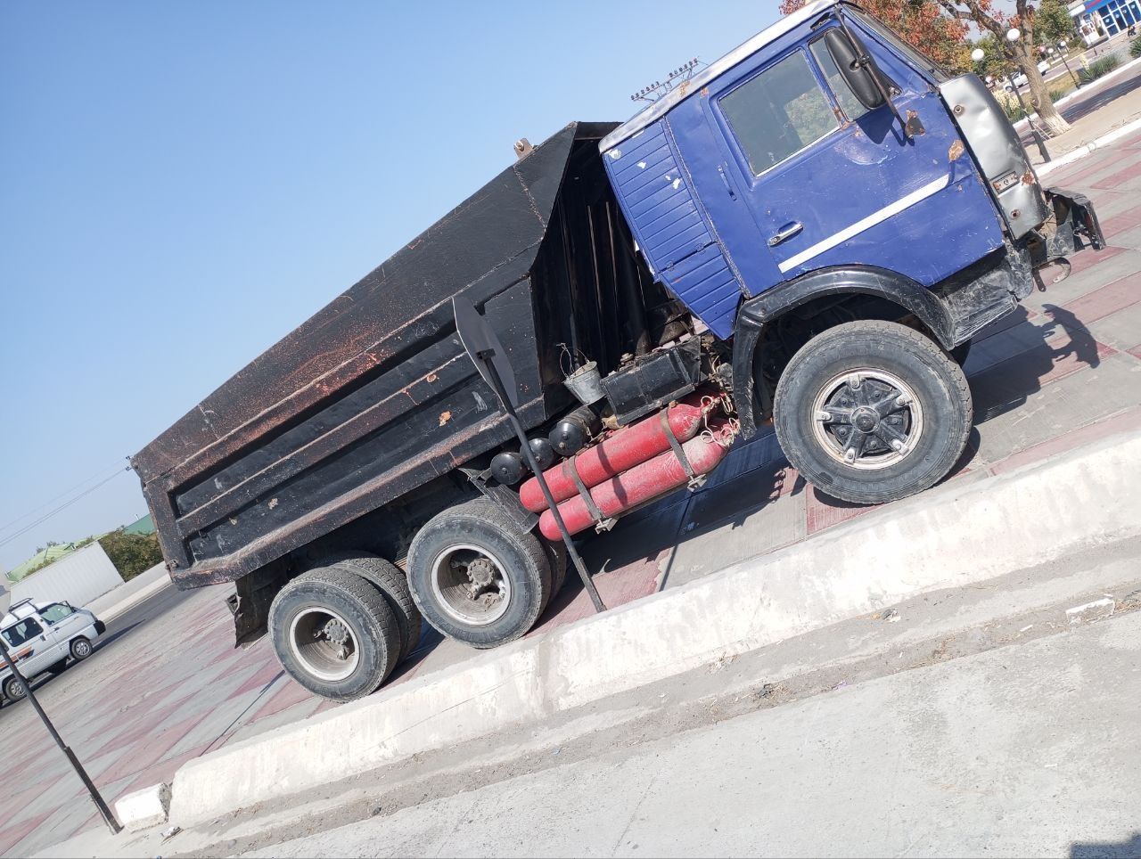 1983 yil kamaz metan gaz