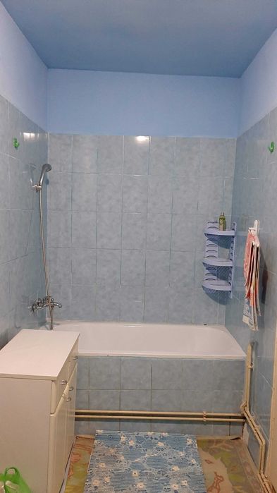 Casa si gradina in Chetani