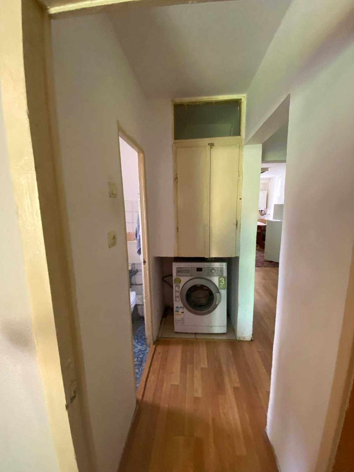 Inchiriez apartament 3 camere