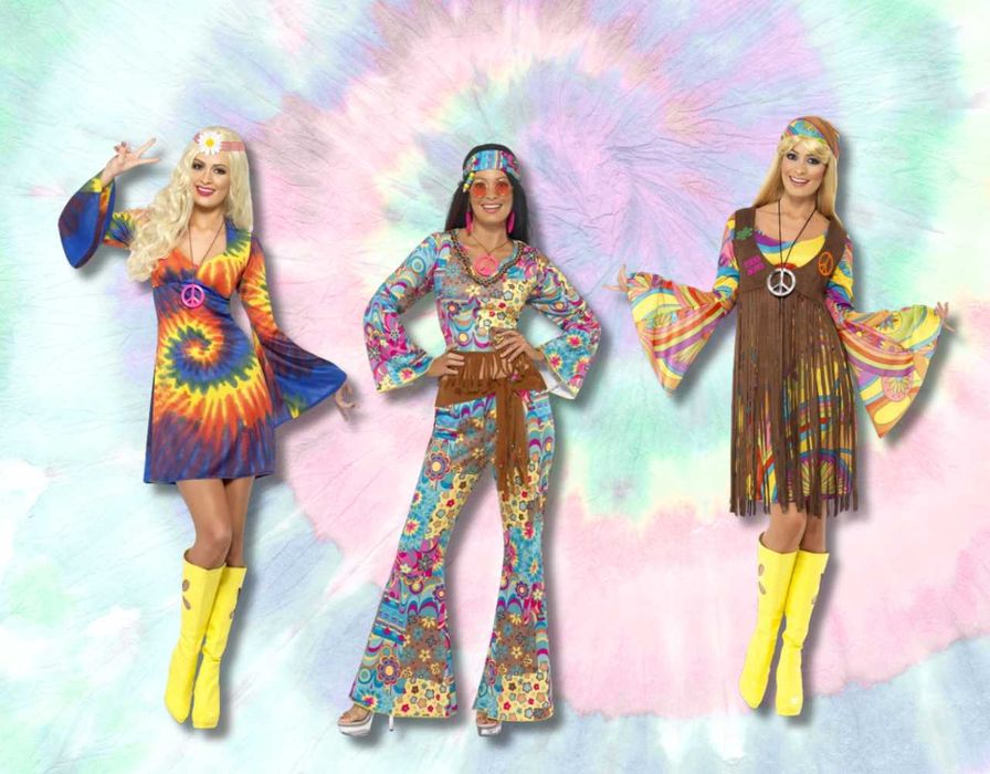 Карнавални костюми под наем за по-весело парти!