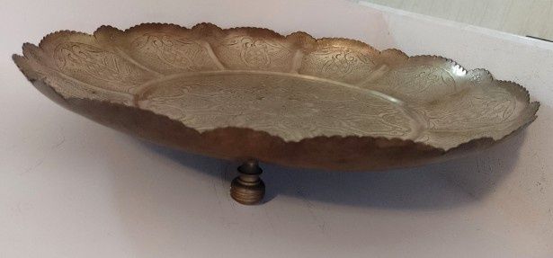 Centru de masa ,fructiera din bronz masiv