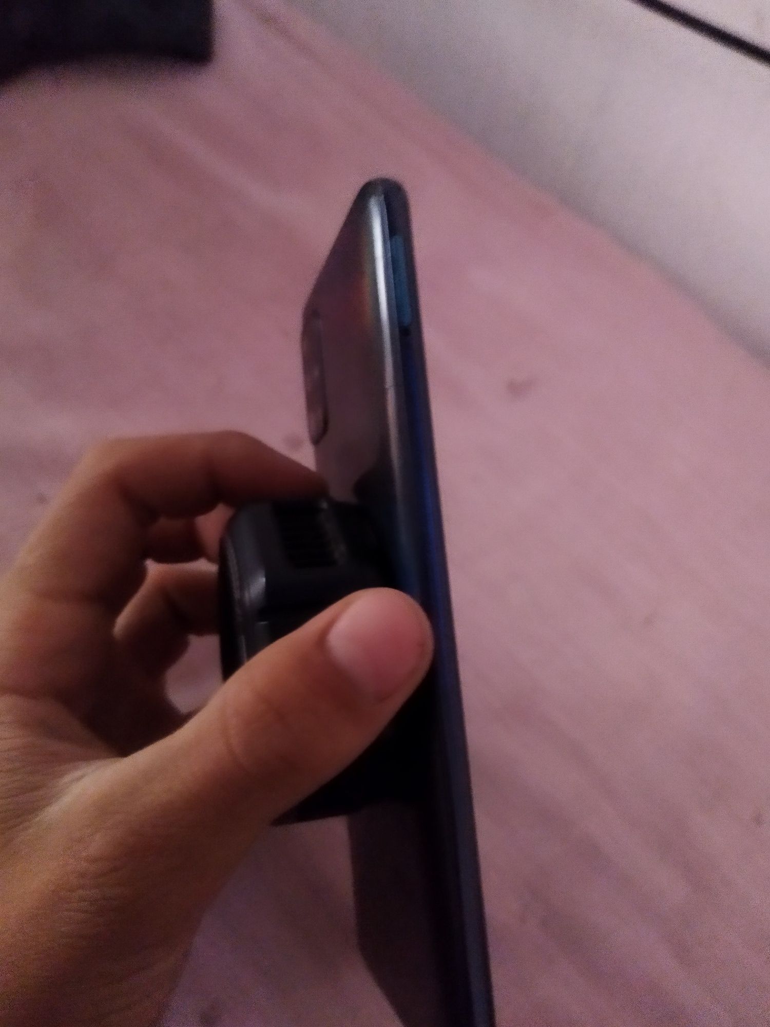 Samsung a51  128 6 gb ram