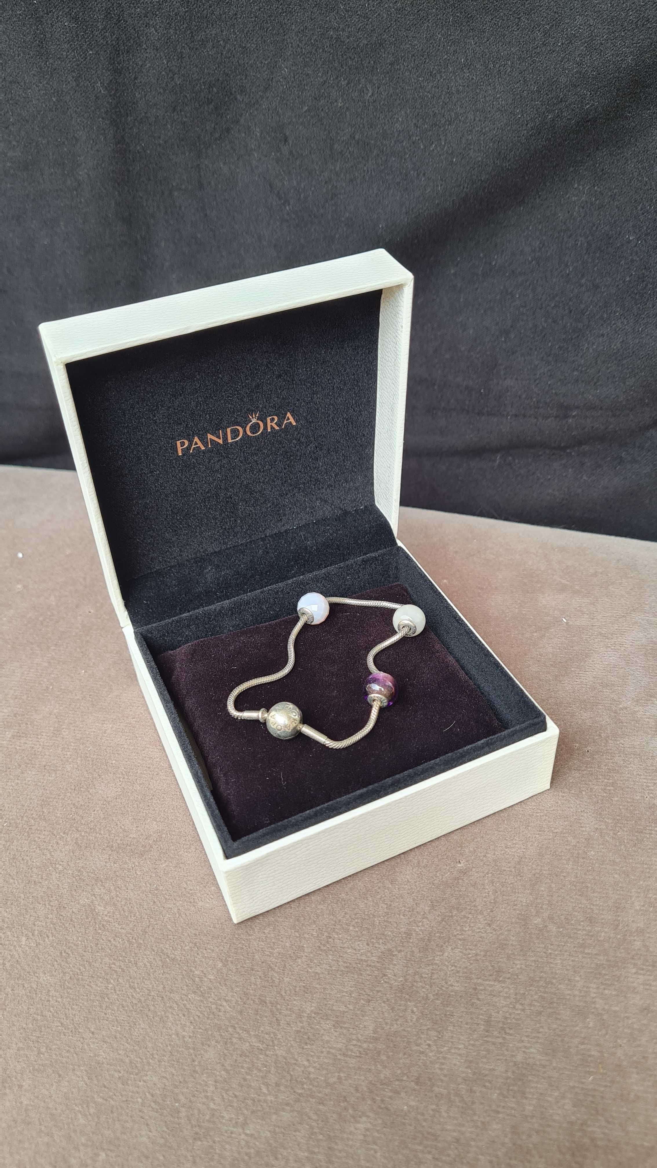 Гривна на Pandora