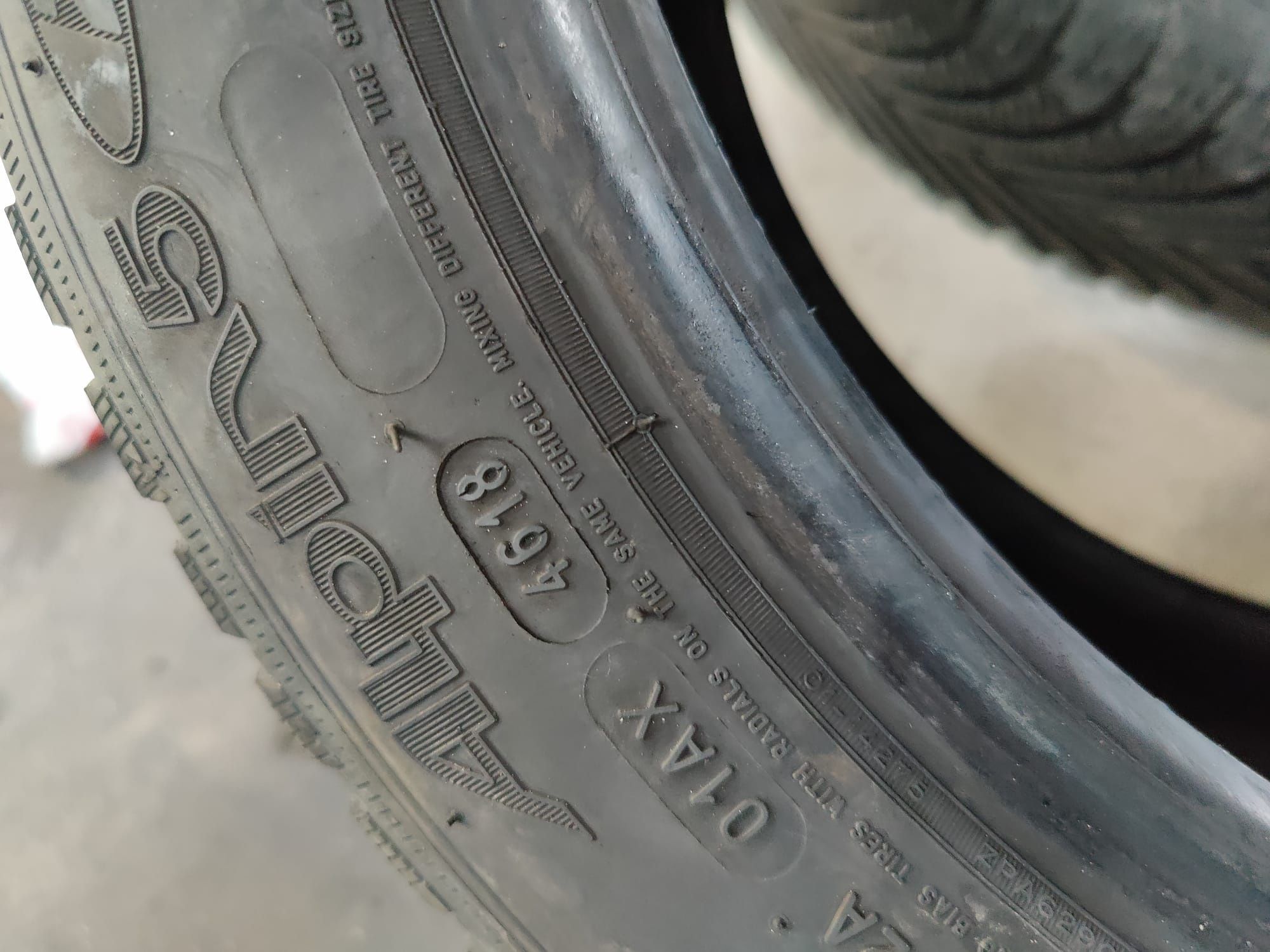 Anvelope 205/55/R17 2 Michelin și 2 Pirelli