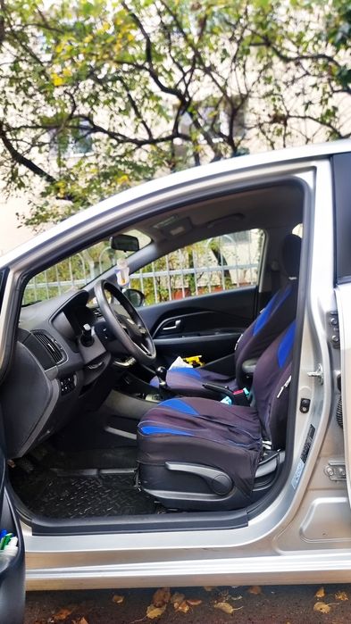 K I A Rio 2012   65.000km reali